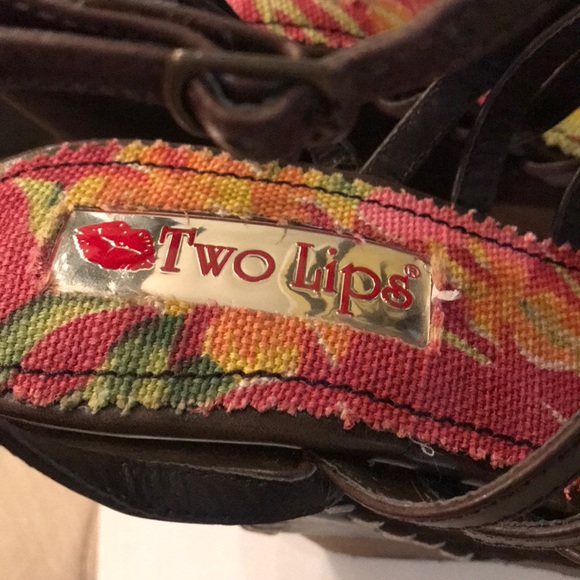 Two Lips Wedges - Picture 5 of 7